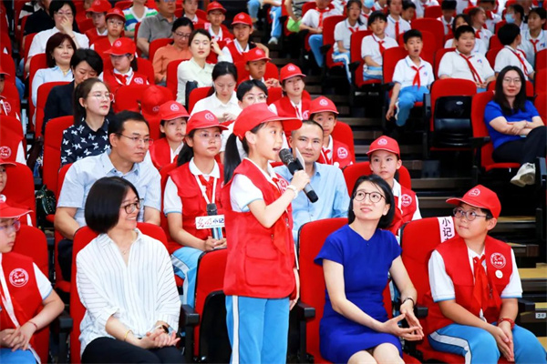 落实核心素养，提升学生思维能力研讨会在北京举行