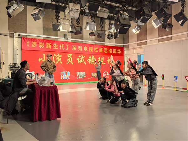【特色社团在校园】以舞为笔，绘就精彩童年