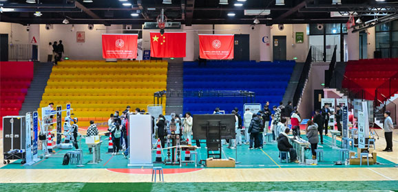 具身智能与人形机器人科技教育研讨会在京举行