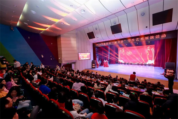 驰梦同行 艺暖春融——“融之春”学生艺术展演活动成功举行