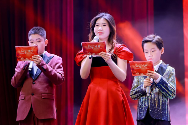 驰梦同行 艺暖春融——“融之春”学生艺术展演活动成功举行