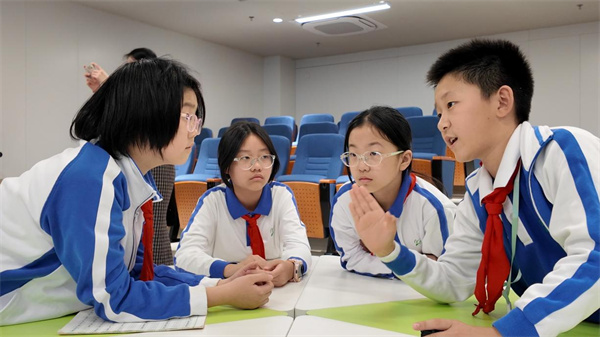 【特色社团在校园】翠竹模联少年与他们的星辰大海